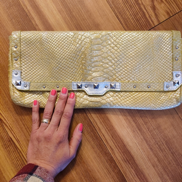 Sabina genuine leather clutch - Picture 2 of 7